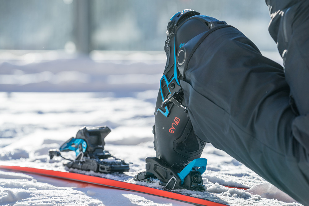 Marine regisseur Catastrofaal Salomon Launches Touring Binding It Says Changes Backcountry Skiing  Performance - Snowsports Industries America